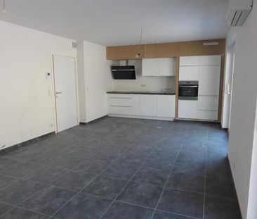 Appartement te huur - Photo 1