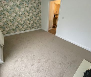 Primrose Way, KIDDERMINSTER - Photo 1