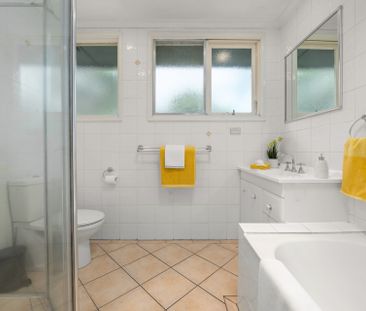 7 Bates Street, Dickson ACT 2602 - House For Rent | Domain - Photo 6