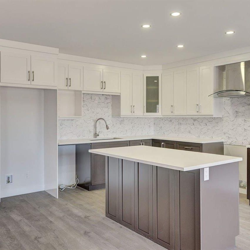 2 CH - 2 SDB - Sherbrooke - $1,750 /mo - Photo 1