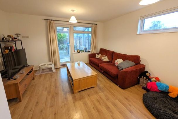 2 bedroom terraced house to rent - Photo 1