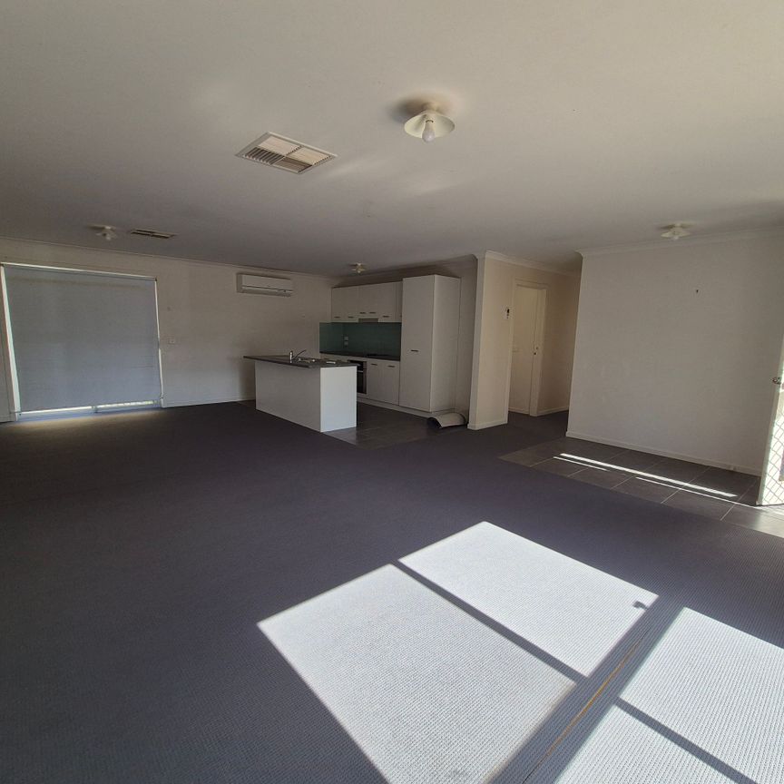 1/6 Boomerang Court, Mildura - Photo 1