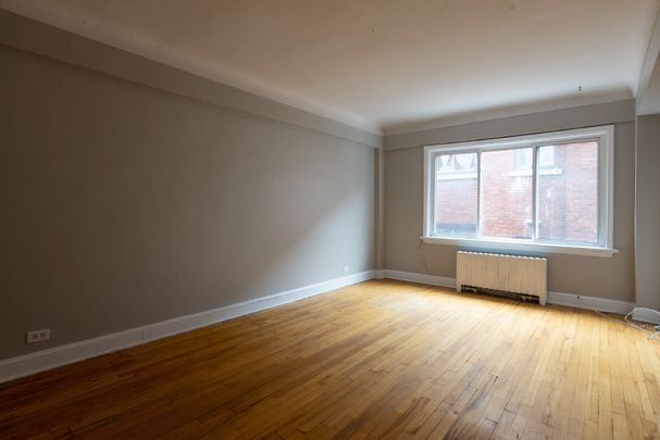 17 - 350 Chapel Street - Photo 1