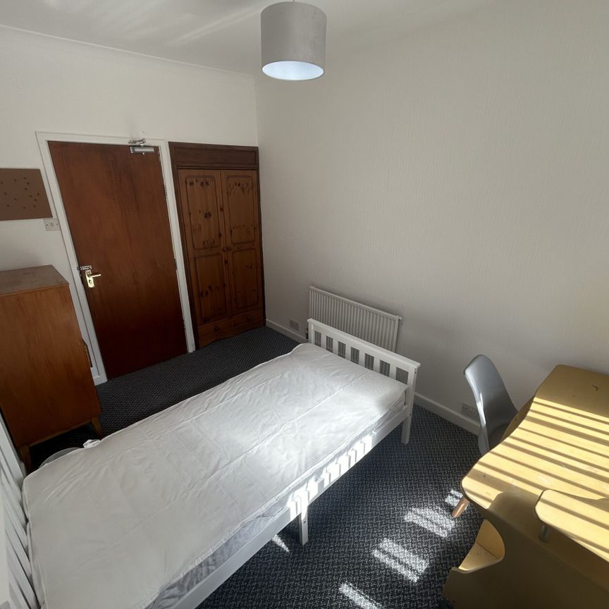 Wood Road, Treforest - Photo 1