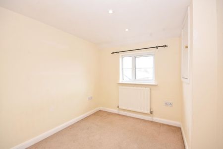 2 bedroom house to rent New Street, Halstead, CO9 - Photo 2