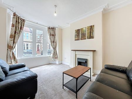 4 bedroom terraced house to rent - Photo 2