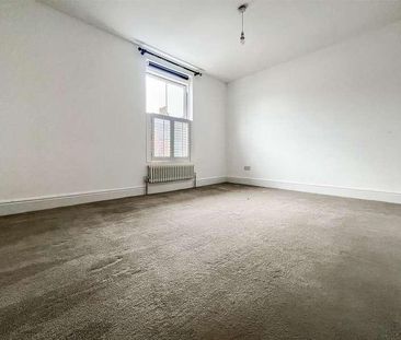 Gordon Road, Fareham, PO16 - Photo 3