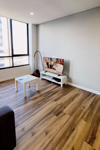 2 bed 2 bath-1241 - Photo 2