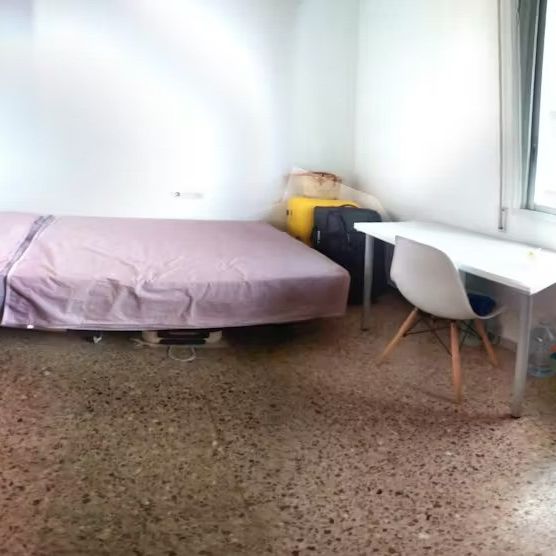 Avinguda del Doctor Waksman, Valencia, Valencian Community 46006 - Photo 1