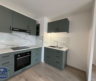 Location Appartement 2 pièces 48m² BOURG EN BRESSE 01000 - Photo 5