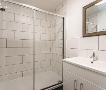 4 bedroom terraced house to rent - Photo 4