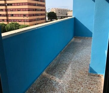 Calle Esteban Ballester, Valencia, Valencian Community 46022 - Photo 4