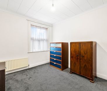 Ref: KM - Grove Road - Photo 3