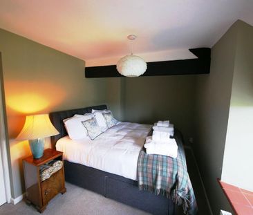 2 bedroom barn conversion to rent - Photo 3