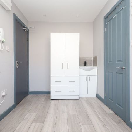 Studio Flat, Whitefriars Avenue, HA3 - Photo 4