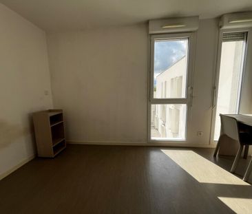 Location Appartement 1 pièce 22m² VILLENAVE D ORNON 33140 - Photo 1