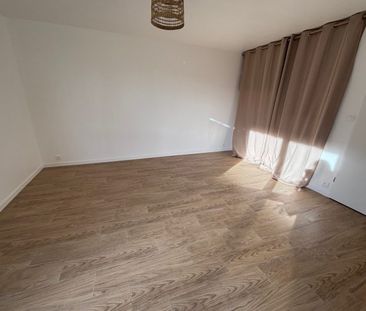 Studio Montigny-le-Bretonneux 35 m² - Photo 3