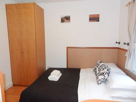 Studio to rent - Photo 3