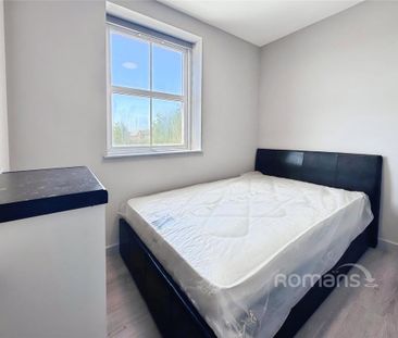 1 bedroom in a house share to rent - Photo 4