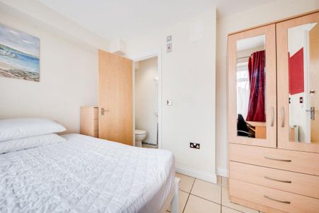 5 bedroom house to rent - Photo 4