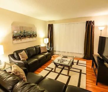 SHORT TERM-Downtown funished suites 1& 2 bedrooms LRT- WI-FI- UTILI... - Photo 1