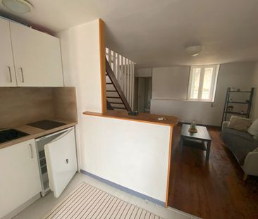 Location Appartement 3 pièces 40m² - Photo 2