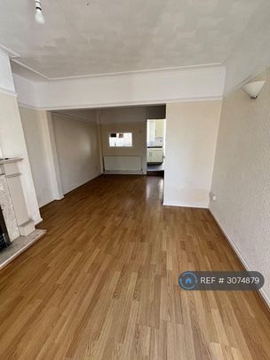 2 bedroom terraced house to rent - Photo 1