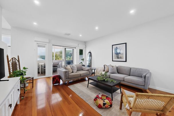 Versatility and Space in a Premium School Zoned Pocket - Photo 1