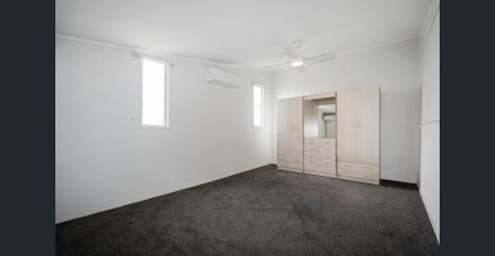 Kepnock Cottage on Corner Block - Photo 2