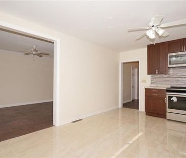 For Lease - 421 Woodcrest Avenue Unit# Main, Oshawa, Ontario - Photo 4