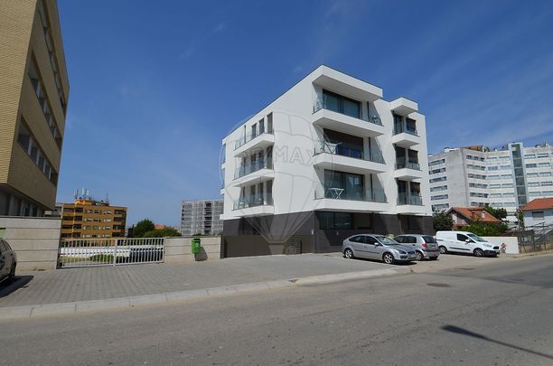 Apartamento T1 em Porto - Foto 1