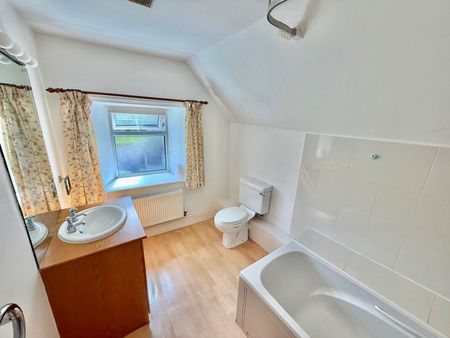 Lowton, Taunton, Somerset - Photo 5