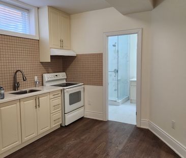 For Lease - 33 Scarborough Golf Club Road, Toronto, Ontario - Photo 1