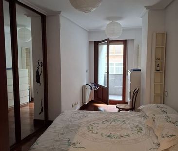 Alquiler de piso en Calle Jaén - Photo 3