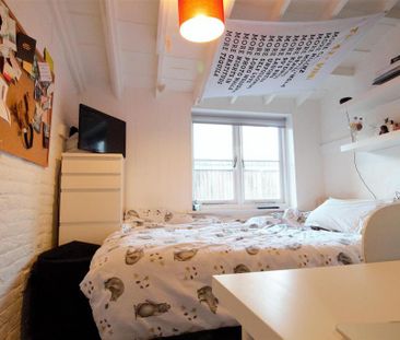 1 bedroom in a house share to rent - Photo 3