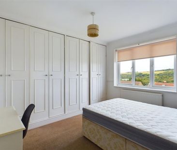 4 bedroom terraced house to rent - Photo 4