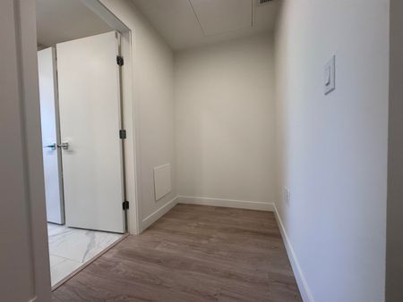 7728 Park Crescent #1605, Burnaby, BC V3N0J4 - Photo 5