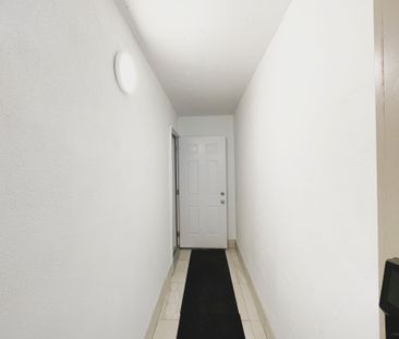 For Lease - 15 Eaton Park Lane Unit# 17, Toronto, Ontario - Photo 6