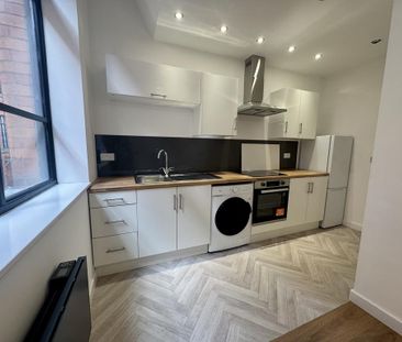 2 bedroom flat to rent - Photo 4