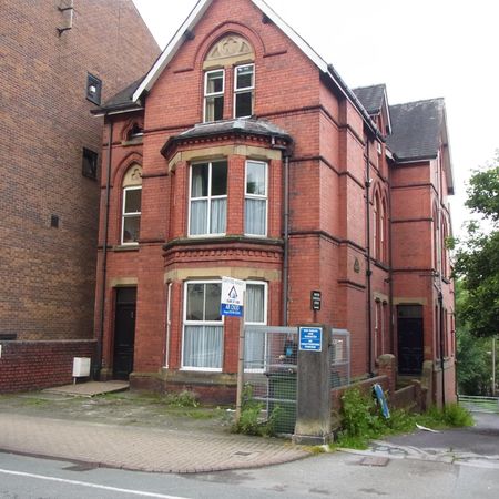 High Street, Bangor, Gwynedd, LL57 - Photo 4