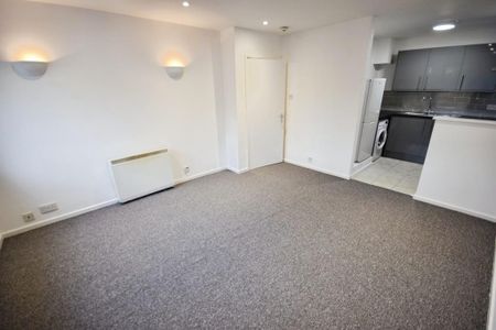 1 bedroom apartment to rent - Photo 3