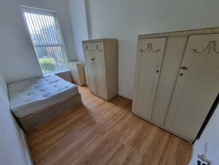 1 Bed Flat, Liverpool, L8 - Photo 3
