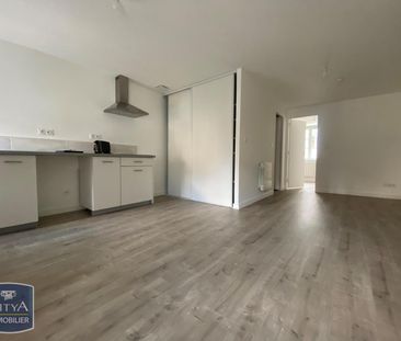 Location Appartement 2 pièces 39m² VILLEFRANCHE SUR SAONE 69400 - Photo 2