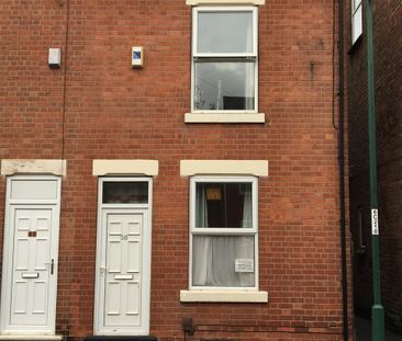 4 Bed Semi-Detached House, City Road, NG7 - Photo 6