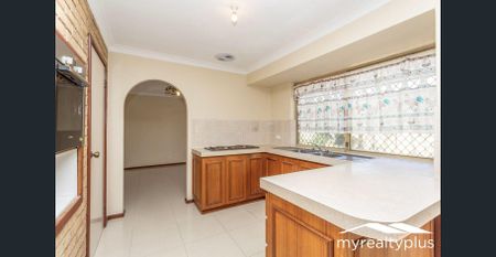 Spacious 3-Bedroom Home with Multiple Living Areas - Photo 4