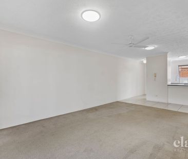 Two Bedrooms, Two Bathrooms & Two Balconies - Space to Enjoy! - Photo 4