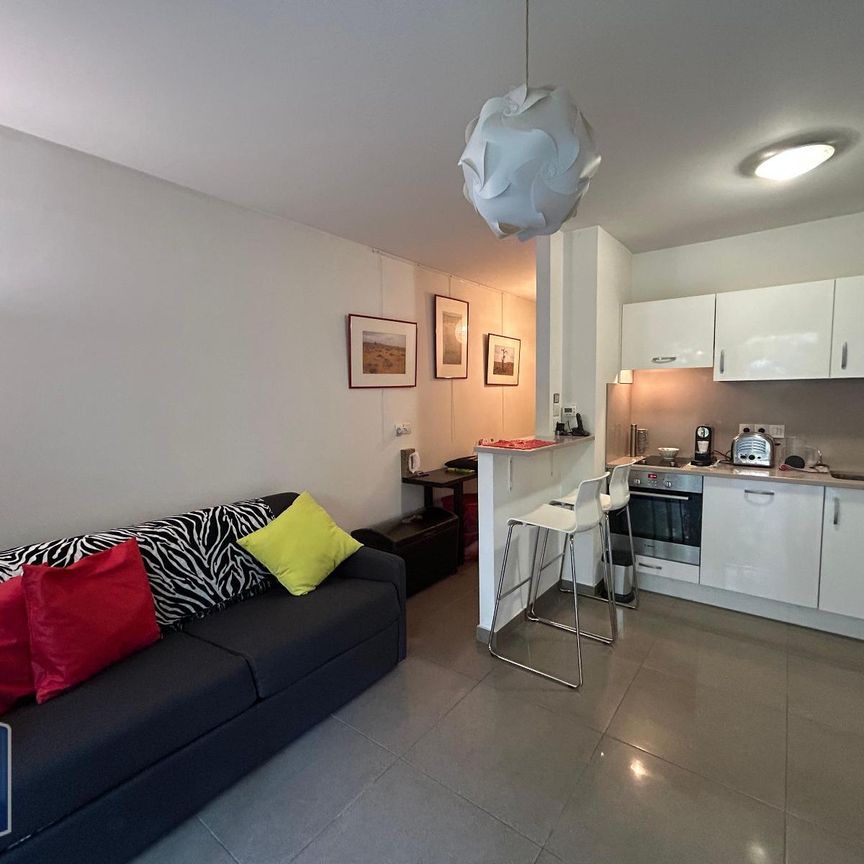Location Appartement 1 pièce 24m² CANNES 06400 - Photo 1