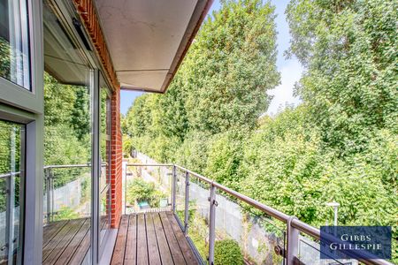 2 Bedroom Flat/Apartment to rent - Photo 4