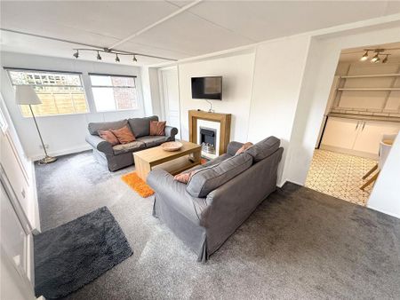 2 bedroom property to rent - Photo 2