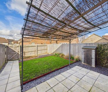 2 bedroom terraced house to rent - Photo 1
